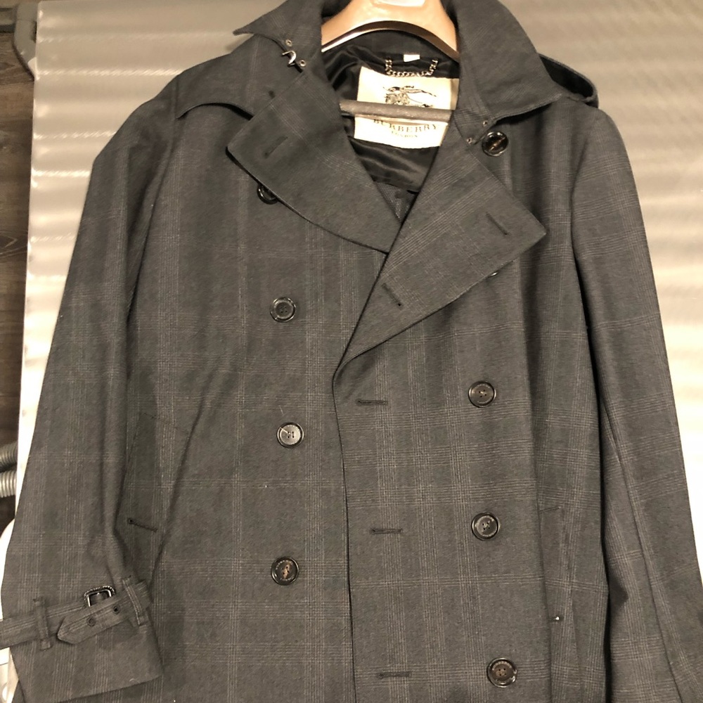Men’s Burberry trench coat